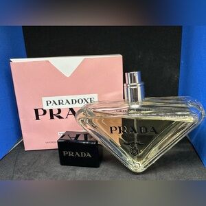 Prada 🌸Paradoxe Virtual flower🌸 eau de Parfum 3oz. ✨lightly sprayed with box✨